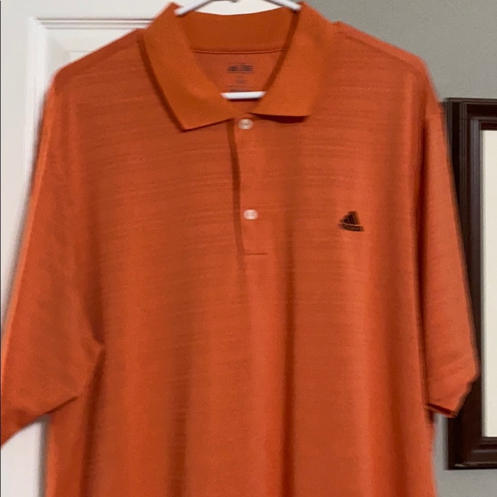 Men’s golf shirt